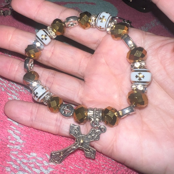 Gold and white religious stretchy bracelet - Picture 3 of 3